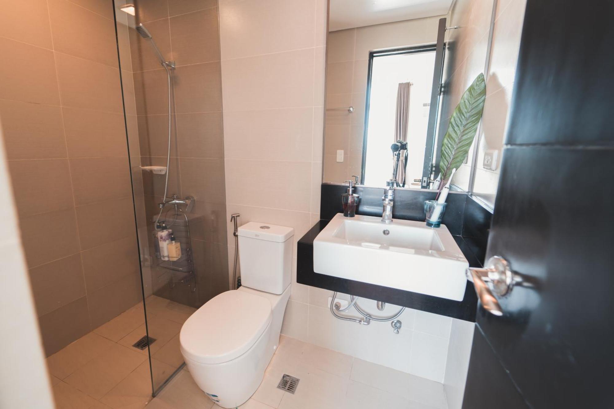 Modern Tropical Luxe Apartment - Boracay Newcoast Yapak Exterior photo